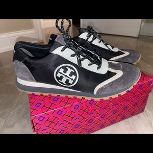 Tory Burch annie nylon runner. Suede and leather. 100% authentic.